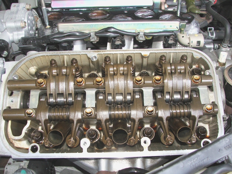 AccordV6ValveGear.jpg